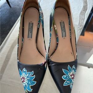Prada pumps for sale. Rare style